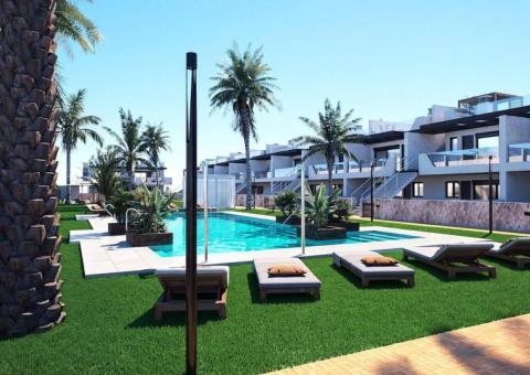 Appartement met 3 slaapkamers en 2 badkamers in Pilar de la Horadada, Alicante