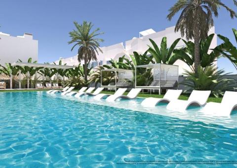 Appartement met 3 slaapkamers en 2 badkamers in Torre de la Horadada, Alicante